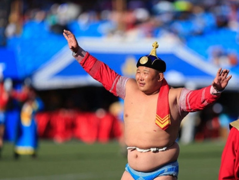 Дархан аварга Н.Батсуурь: Допингийн төв 2 жил дараалж 1 хүнээс олон шинжилгээ авч, хүчээр “Зодог тайл” гэж шахаад байгаа юм уу